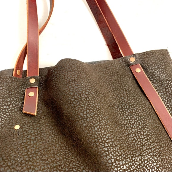 Textured Leather Reversible Tote Shoulder Bag - Picture 8 of 13
